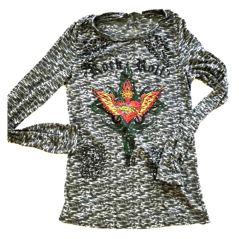 Long sleeve lightweight knit
